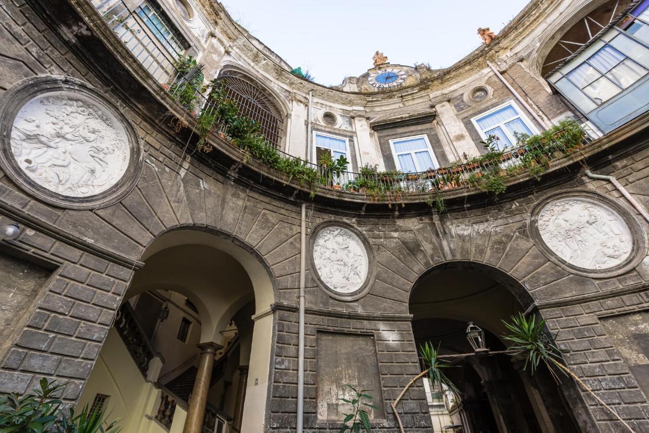 Double Room At Historical Palazzo Spinelli Naples Chambre photo