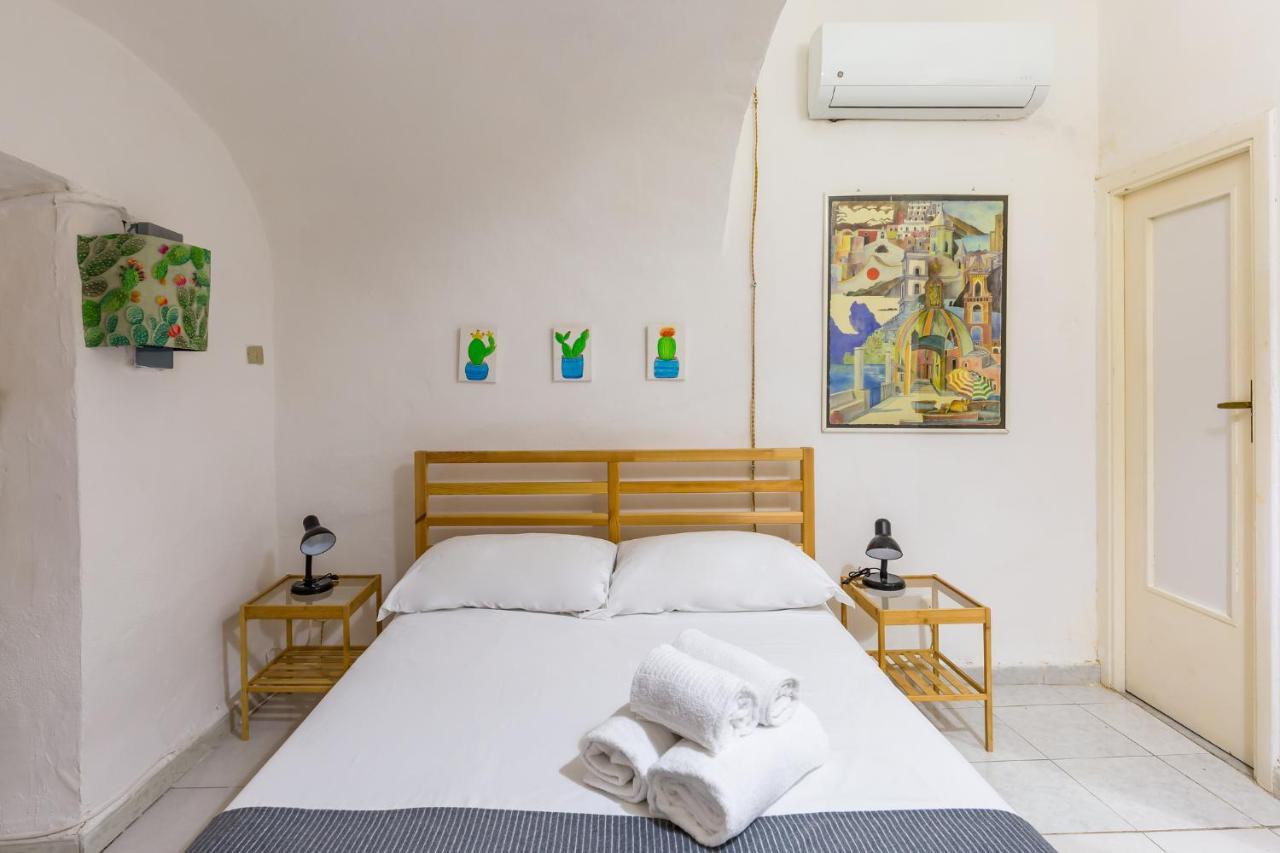 Double Room At Historical Palazzo Spinelli Naples Chambre photo