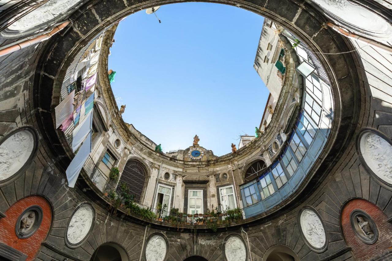 Double Room At Historical Palazzo Spinelli Naples Chambre photo