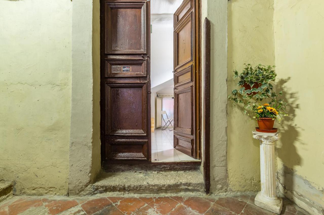 Double Room At Historical Palazzo Spinelli Naples Chambre photo